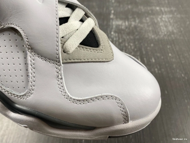 Retro Jordan  CDP Bunny Bugs 8  305381-103 0423